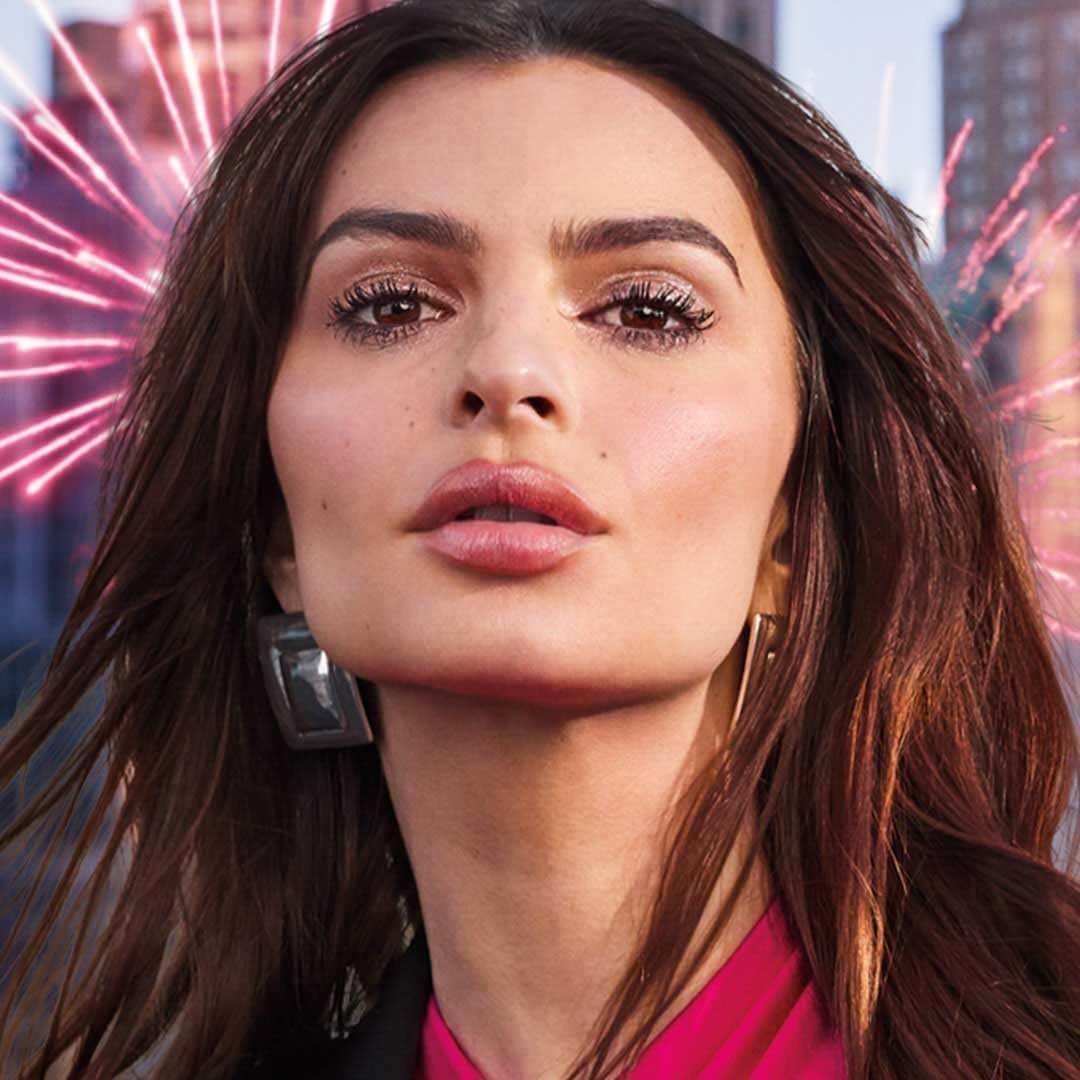 Maybelline New York, Sensational Firework Volumising Mascara, 360° Lash by Lash Impact - Image 4